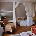 Hotelpension Pfarrhaus 3* אלט שוורין