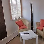 Hotelpension Pfarrhaus אלט שוורין