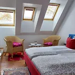 Hotelpension Pfarrhaus فندق