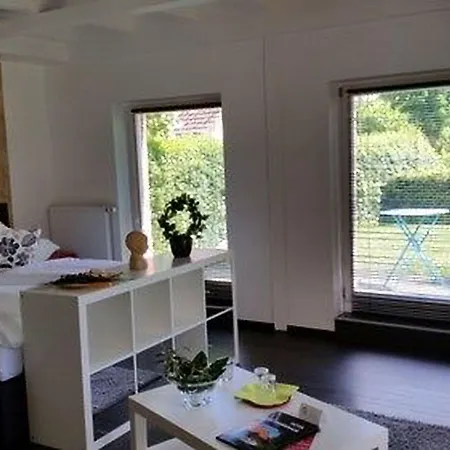 Hotelpension Pfarrhaus Отель Альт-Шверин