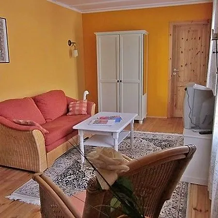 Отель Hotelpension Pfarrhaus Альт-Шверин