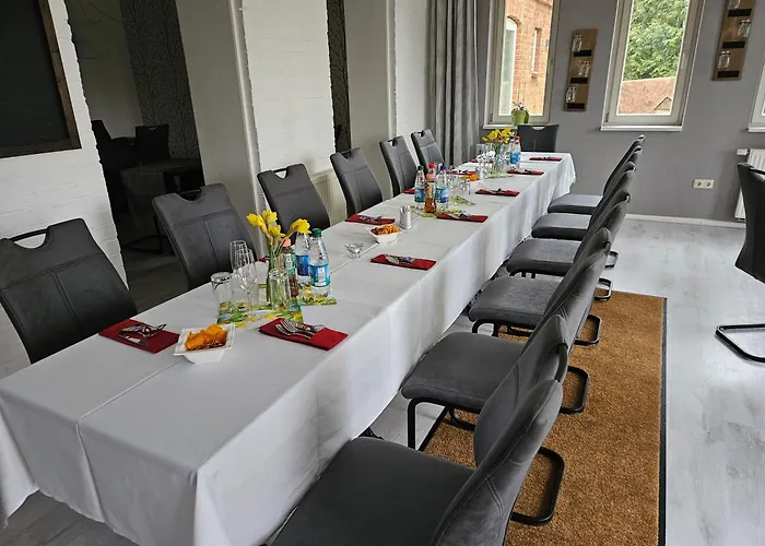 فندق Hotelpension Pfarrhaus ألت شفيرين