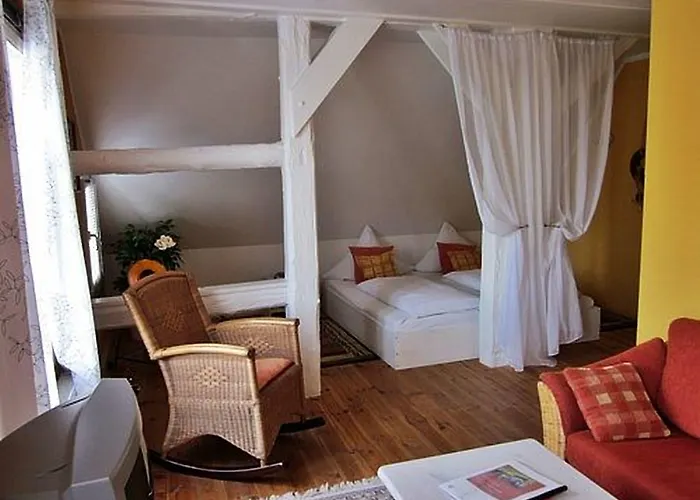 Hotelpension Pfarrhaus 3* ألت شفيرين