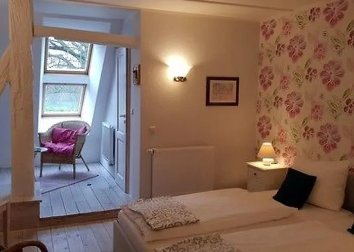 Hotelpension Pfarrhaus 3* ألت شفيرين