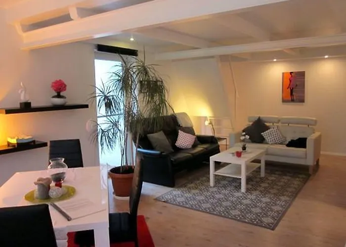 Hotelpension Pfarrhaus ألت شفيرين