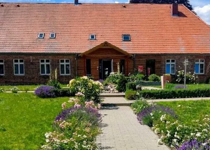 Hotelpension Pfarrhaus فندق 3*