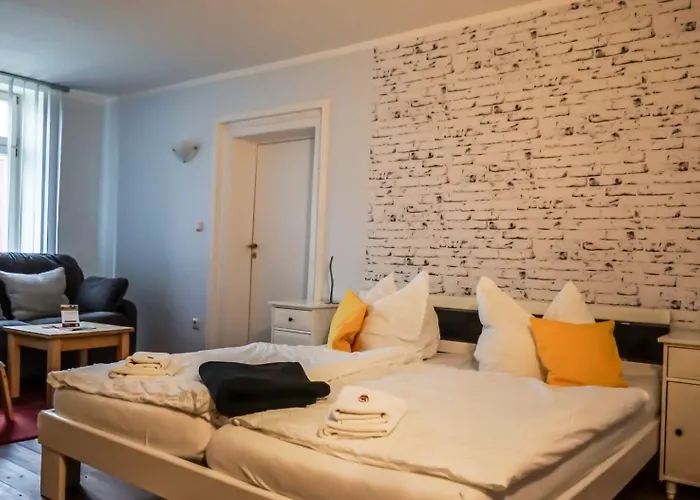 Hotelpension Pfarrhaus ألت شفيرين